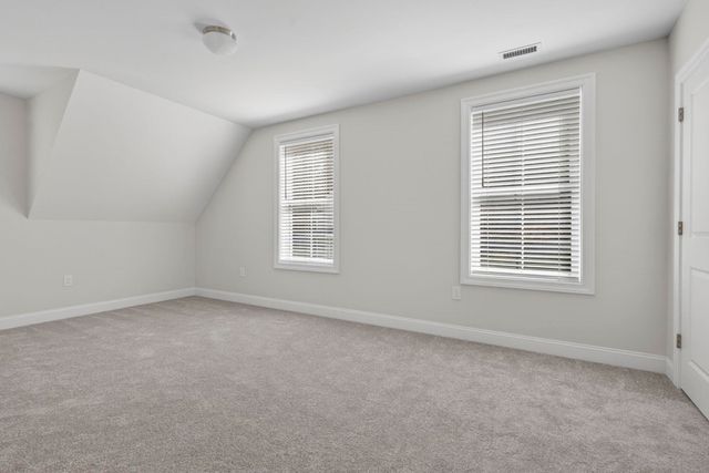 19 Woodmans Lane, Peterborough, NH 03458