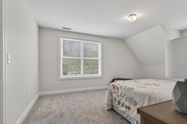 19 Woodmans Lane, Peterborough, NH 03458