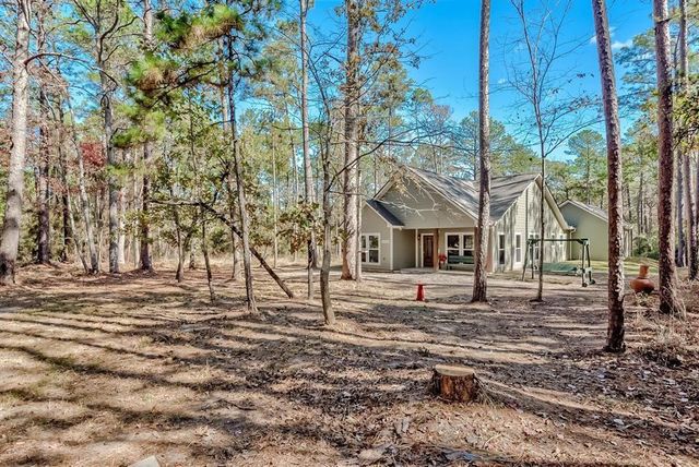 153 Dagger Drive, Brookeland, TX 75931