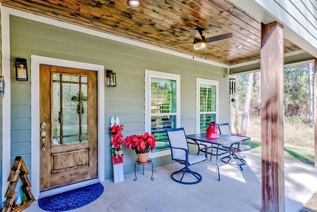 153 Dagger Drive, Brookeland, TX 75931