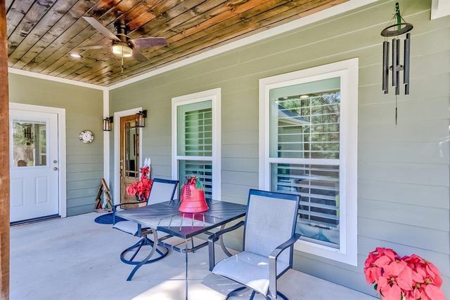 153 Dagger Drive, Brookeland, TX 75931