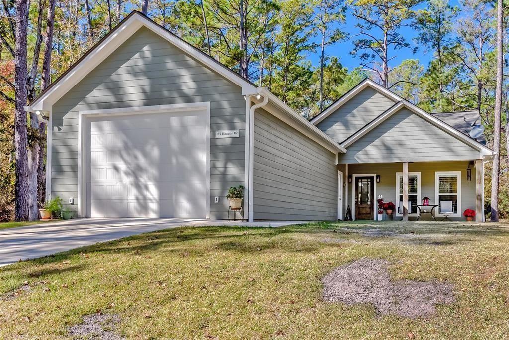 153 Dagger Drive, Brookeland, TX 75931