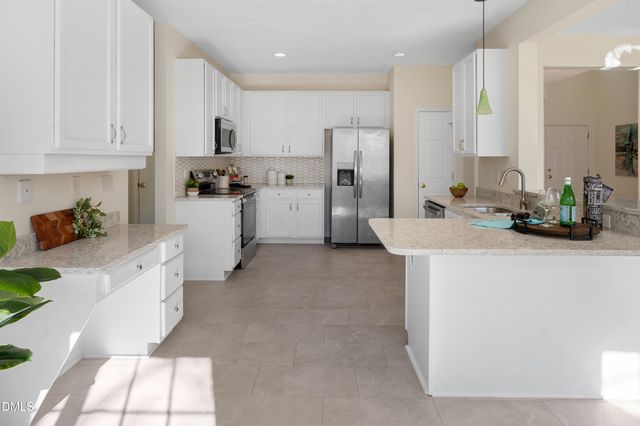 2114 Baycourt Trail, Hillsborough, NC 27278