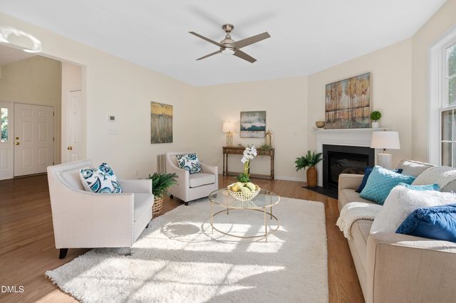 2114 Baycourt Trail, Hillsborough, NC 27278