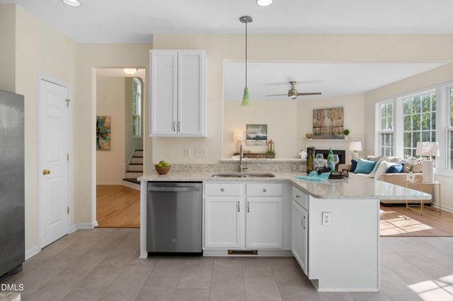 2114 Baycourt Trail, Hillsborough, NC 27278