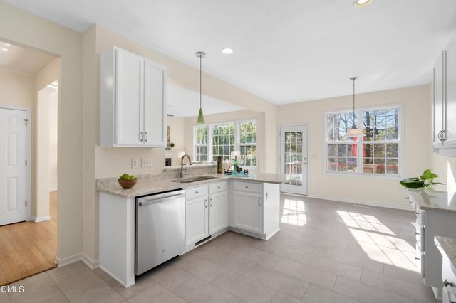 2114 Baycourt Trail, Hillsborough, NC 27278