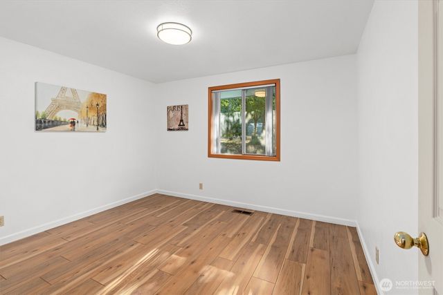 5750 Troon Avenue SW, Port Orchard, WA 98367