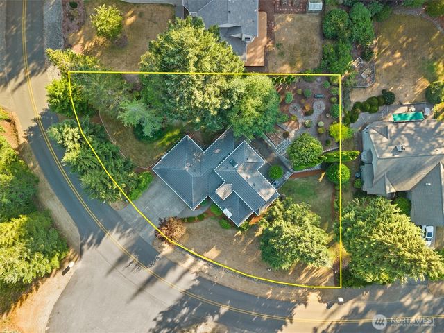 5750 Troon Avenue SW, Port Orchard, WA 98367