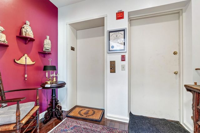 99 Florence St 10-5B, Newton, MA 02467