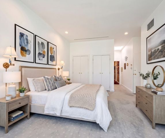 99 Florence St 10-5B, Newton, MA 02467