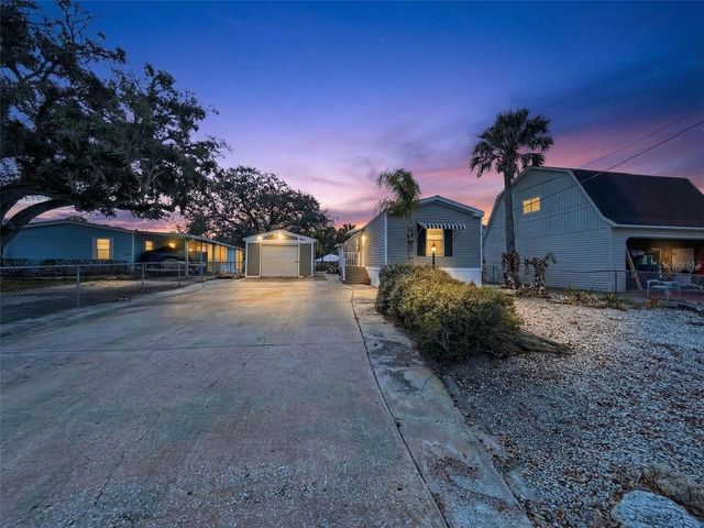 153 GARY AVENUE, Oak Hill, FL 32759