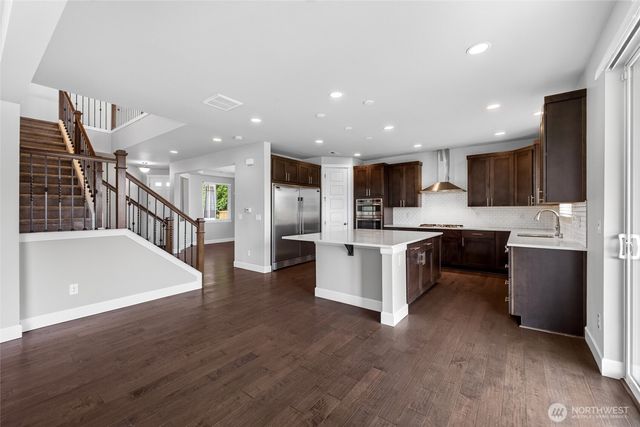 30160 61st Avenue S, Auburn, WA 98001
