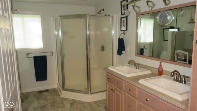 6070 S 1000 E, Brazil, IN 47834