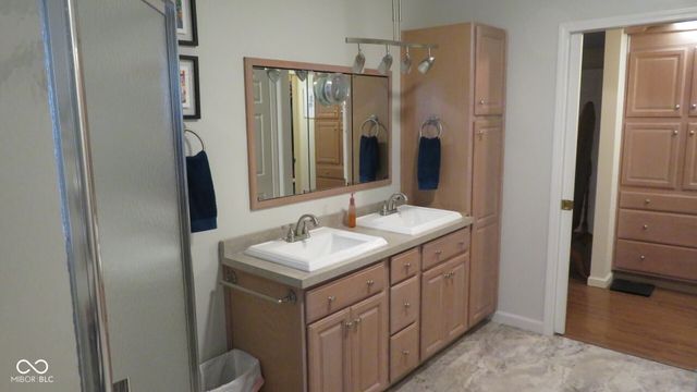 6070 S 1000 E, Brazil, IN 47834