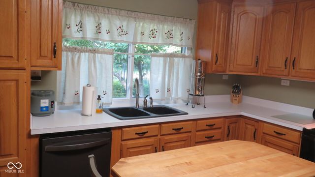 6070 S 1000 E, Brazil, IN 47834