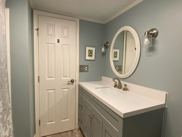 6070 S 1000 E, Brazil, IN 47834