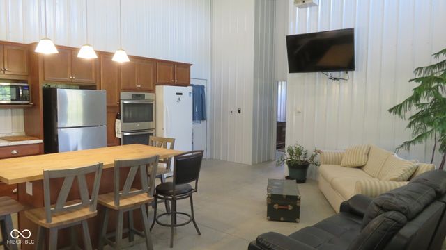 6070 S 1000 E, Brazil, IN 47834