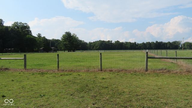 6070 S 1000 E, Brazil, IN 47834