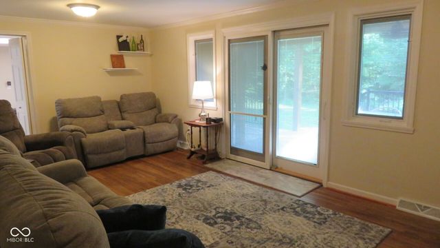 6070 S 1000 E, Brazil, IN 47834