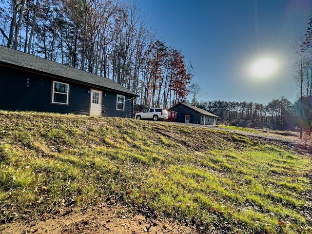358 Simonds Road, Murphy, NC 28906