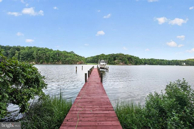 3925 SHAMROCK CT, Port Republic, MD 20676