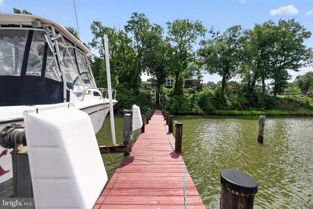 3925 SHAMROCK CT, Port Republic, MD 20676