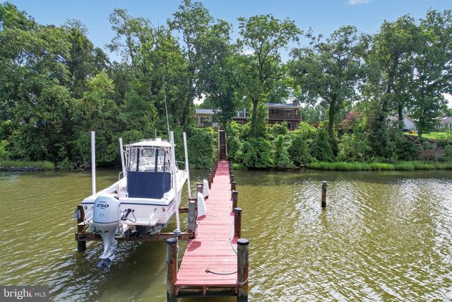 3925 SHAMROCK CT, Port Republic, MD 20676