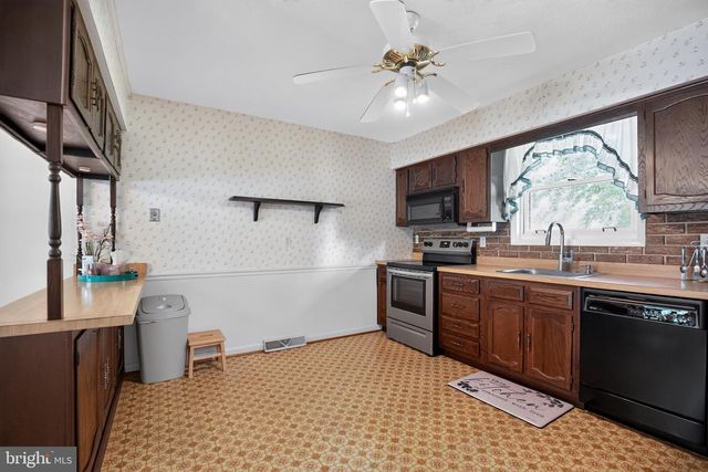 3925 SHAMROCK CT, Port Republic, MD 20676