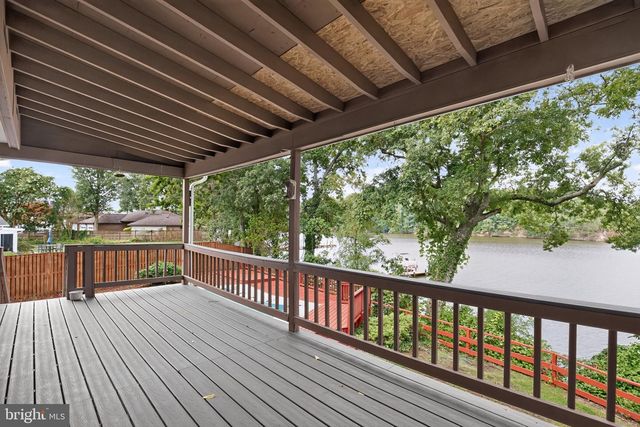3925 SHAMROCK CT, Port Republic, MD 20676