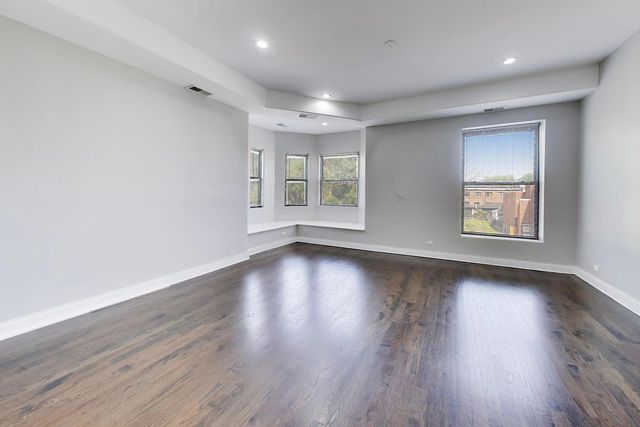3330 S Indiana Avenue 2N, Chicago, IL 60616