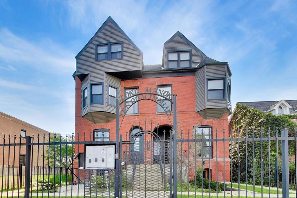 3330 S Indiana Avenue 2N, Chicago, IL 60616