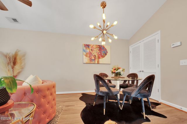 6520 Brook Bend Way 203, Louisville, KY 40229