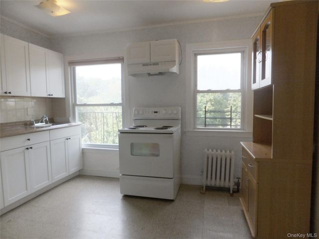 107 Kensington Road 5, Bronxville, NY 10708