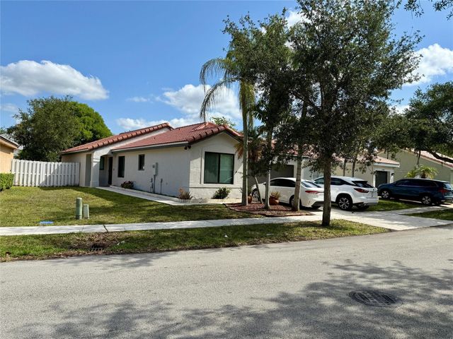 17673 SW 19th St, Miramar, FL 33029