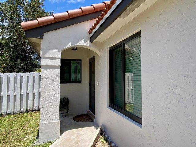 17673 SW 19th St, Miramar, FL 33029