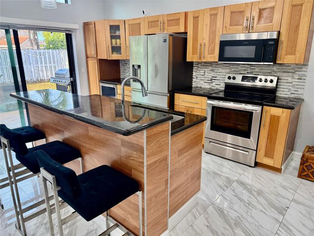 17673 SW 19th St, Miramar, FL 33029