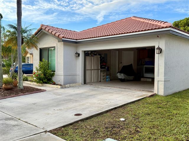 17673 SW 19th St, Miramar, FL 33029