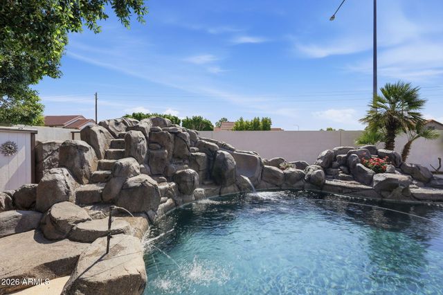 2560 N Lindsay Road 40, Mesa, AZ 85213