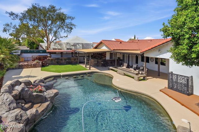 2560 N Lindsay Road 40, Mesa, AZ 85213
