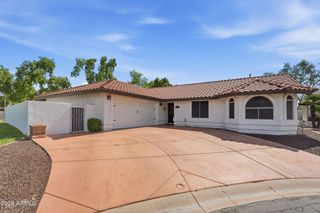 2560 N Lindsay Road 40, Mesa, AZ 85213