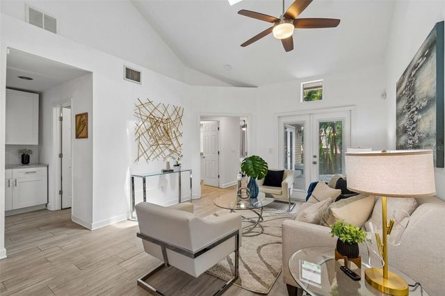 4418 W NORTH B STREET, Tampa, FL 33609
