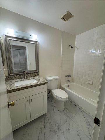 6900 Nova Dr 204-2, Davie, FL 33317