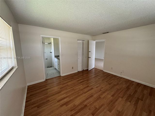 6900 Nova Dr 204-2, Davie, FL 33317