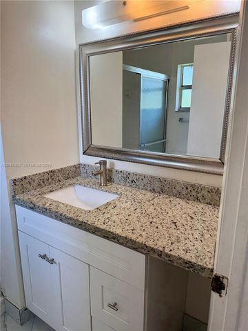6900 Nova Dr 204-2, Davie, FL 33317