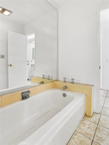 12634 Amboy Avenue, Sylmar, CA 91342