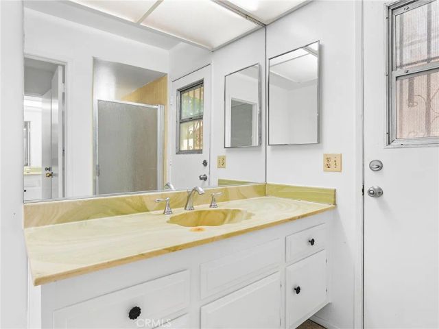 12634 Amboy Avenue, Sylmar, CA 91342