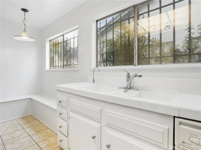 12634 Amboy Avenue, Sylmar, CA 91342