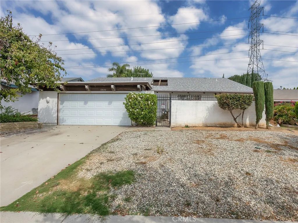 12634 Amboy Avenue, Sylmar, CA 91342