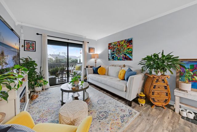 1534 Scenic Gulf Drive 11, Miramar Beach, FL 32550