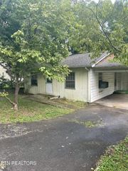 1405 Wales Ave, Maryville, TN 37804